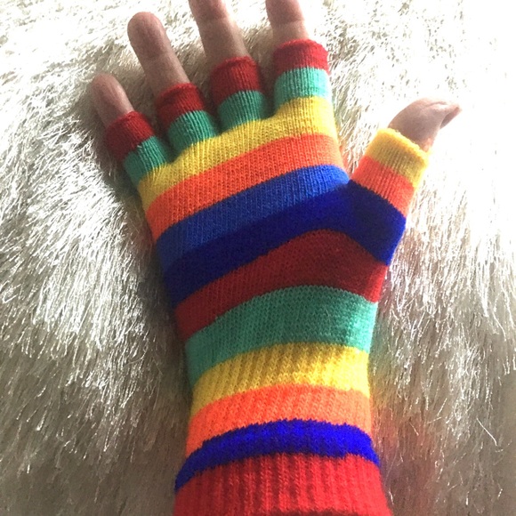 NWOT Rainbow 🌈 Soft Knitted Fingerless Glo… - Picture 8 of 8